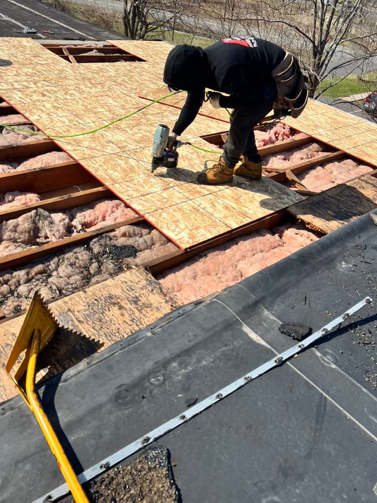 Roofing and exterior project photo 03